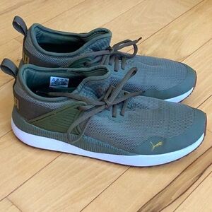 Puma olive green lace up sneakers, tennis shoes